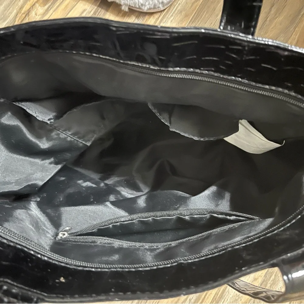 Simon Chang Glossy Black Croc-Embossed Patent Handbag - Picture 5 of 5